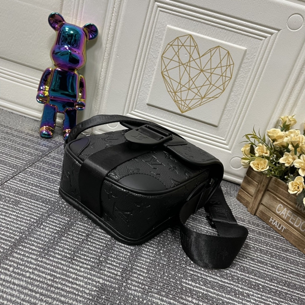 ルイヴィトンバッグ内部構造